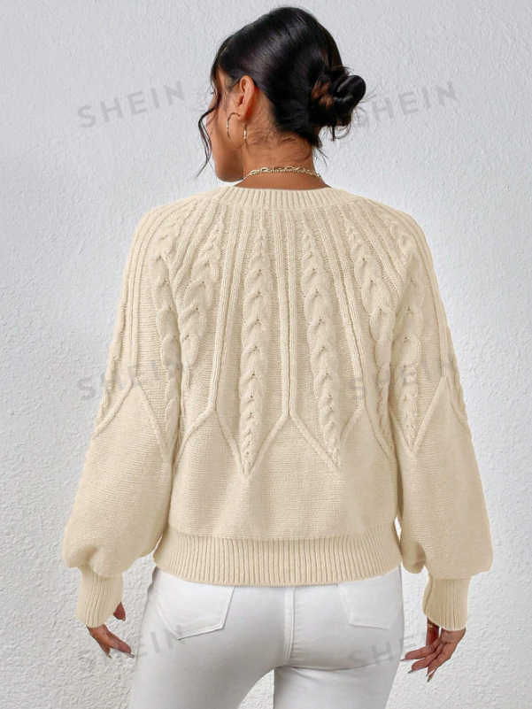 Bell sleeve Cable knit Apricot